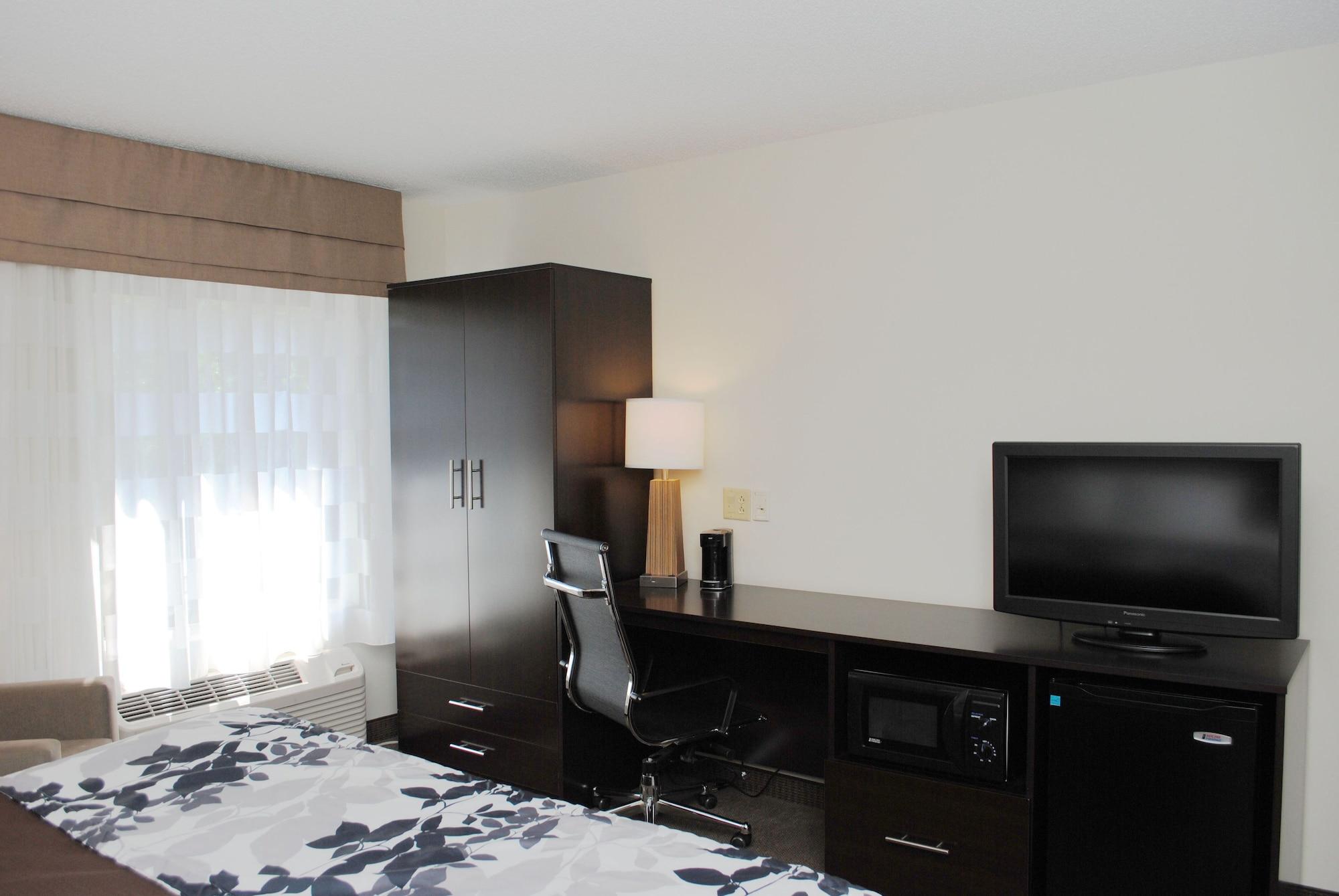 Sleep Inn & Suites Queensbury - Lake George Bagian luar foto