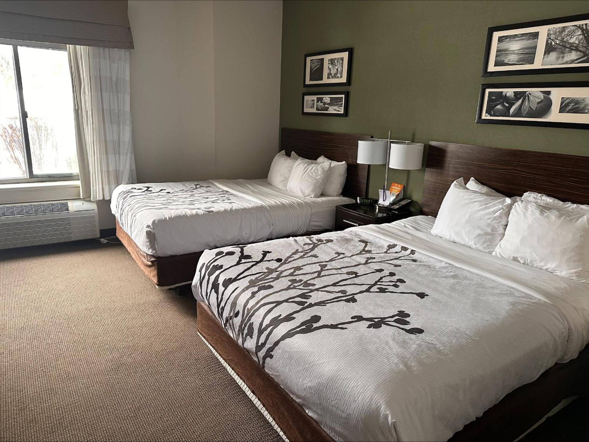 Sleep Inn & Suites Queensbury - Lake George Bagian luar foto