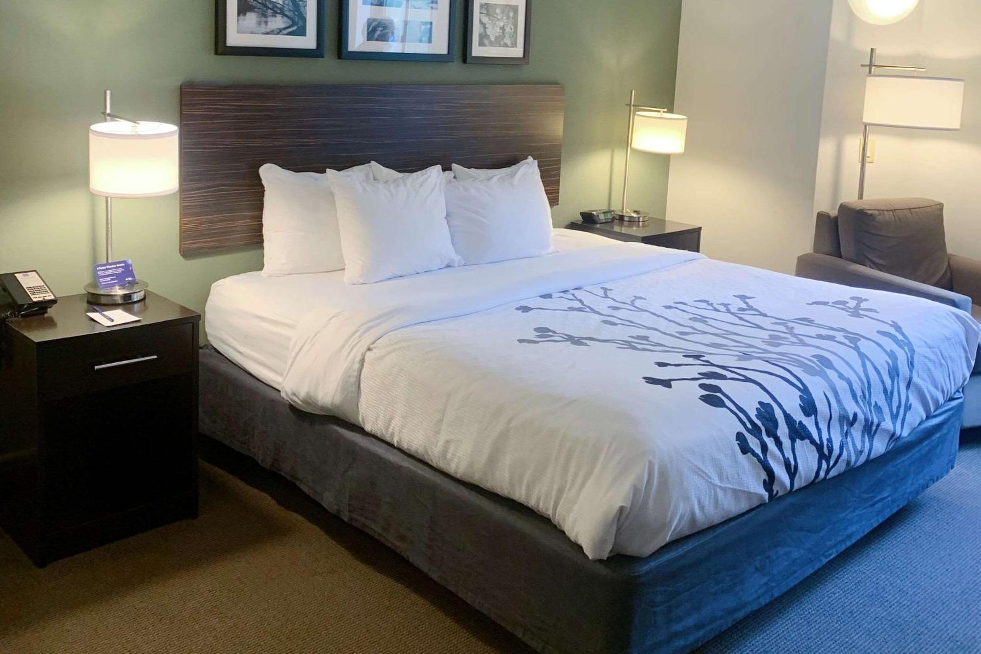 Sleep Inn & Suites Queensbury - Lake George Bagian luar foto