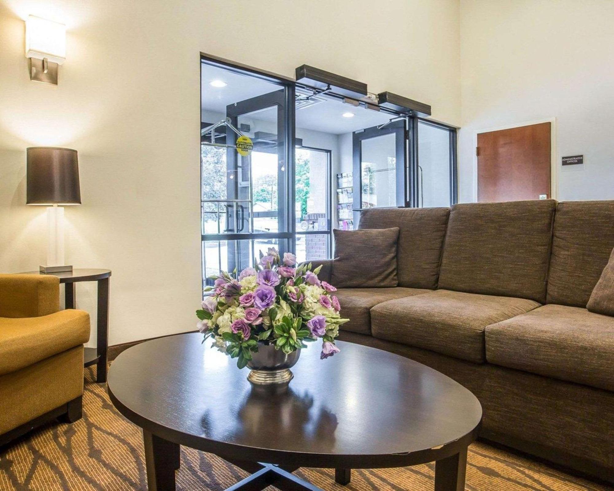Sleep Inn & Suites Queensbury - Lake George Bagian luar foto