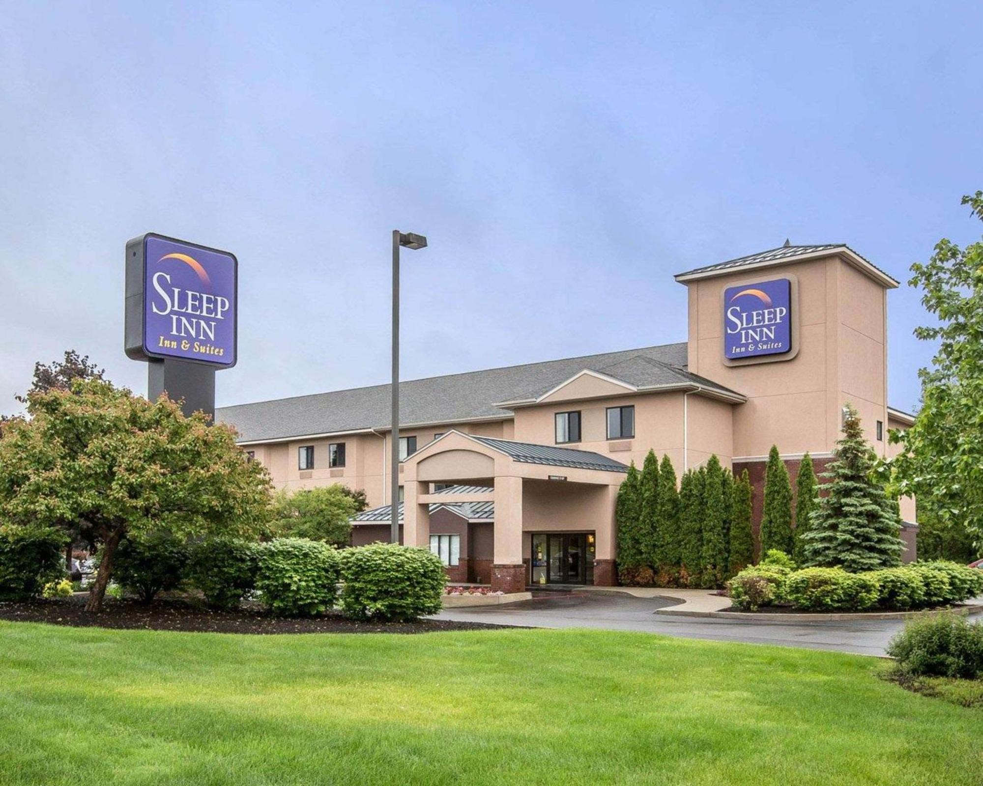 Sleep Inn & Suites Queensbury - Lake George Bagian luar foto