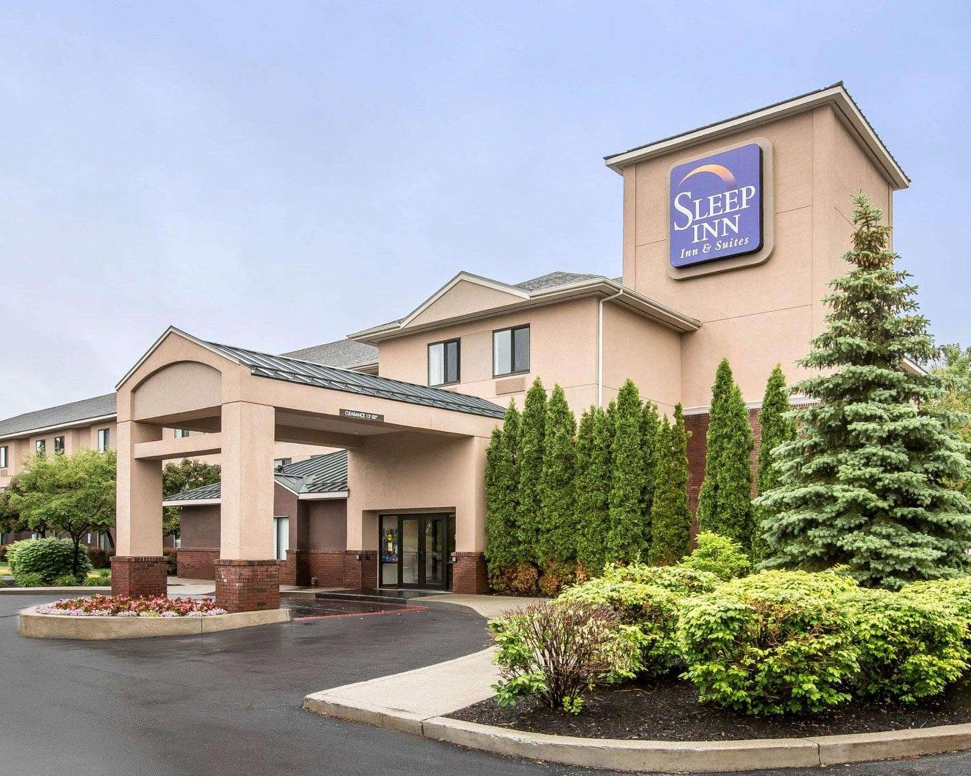 Sleep Inn & Suites Queensbury - Lake George Bagian luar foto